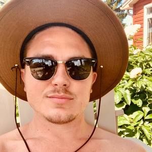 Meet your Posher, Tyler